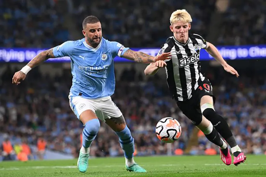 Anthony Gordon 2 lần có tên trong "bảng vàng". ẢNH: GETTY premier-league-gordon-newcastle.jpeg