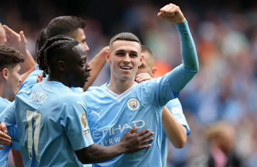 Phil Foden đang dần trở thành trụ cột của Man City. Ảnh: Getty Manchester-city-foden.jpeg
