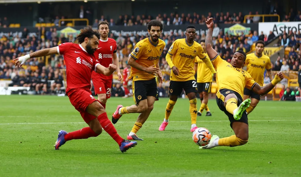 Salah có 2 kiến tạo thành bàn giúp Liverpool có màn lội ngược dòng ngoạn mục. Ảnh: Getty liverpool-salah.jpeg