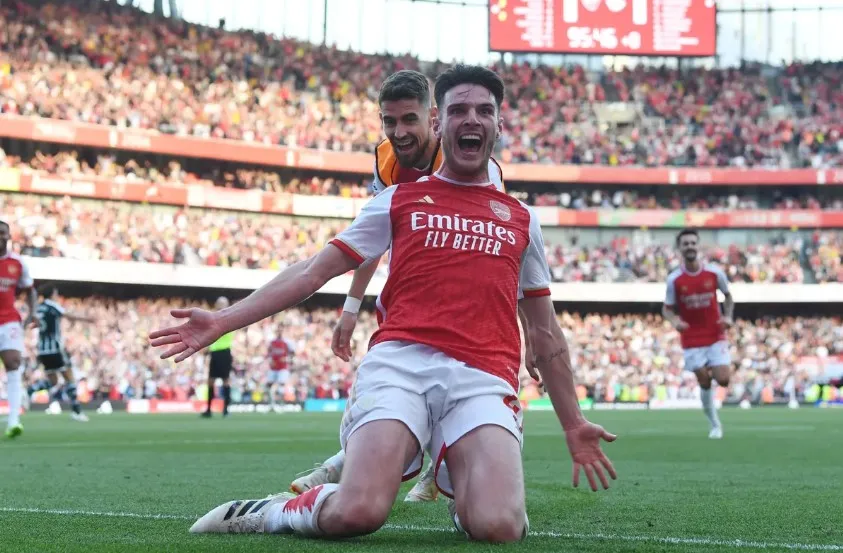 Declan Rice đang hòa nhập rất nhanh trong màu áo của Arsenal. Ảnh: Getty rice-arsenal.jpeg