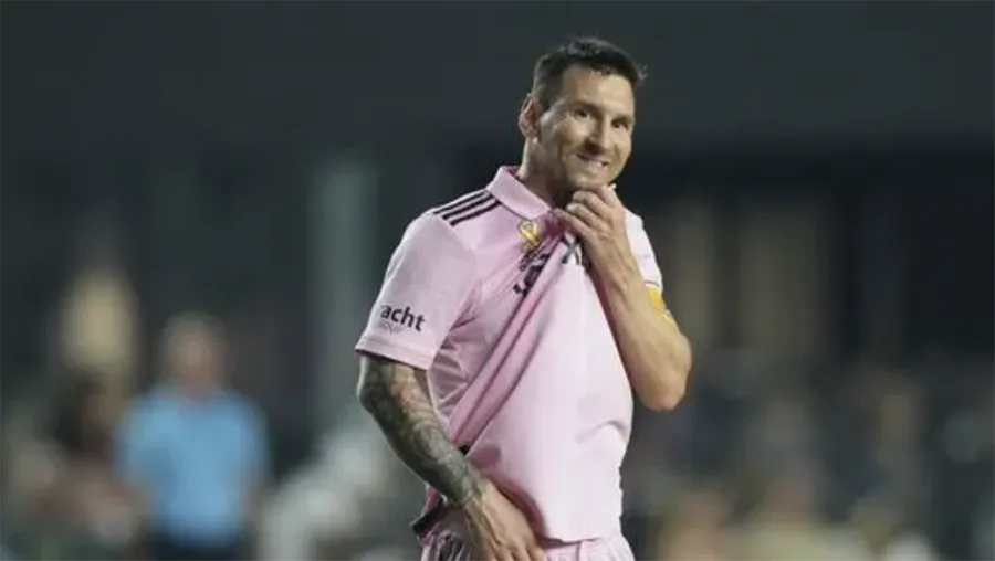 Messi phải ra sân "cày ải" quá nhiều trong lúc anh đã 36 tuổi. ẢNH: GETTY lionel-messi-inter-miami.png