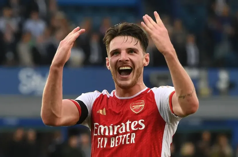 Declan Rice trở thành cầu thủ không thể thiếu của Arsenal ở mùa giải này. Ảnh: Getty arsenal-declan-rice.jpeg