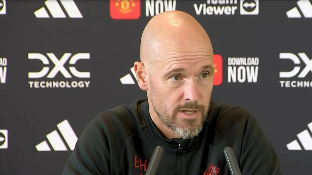 Ten Hag giải thích về quyết định tung Evans vào sân. ẢNH: MIRROR manchester-united-erik-ten-hag.jpeg