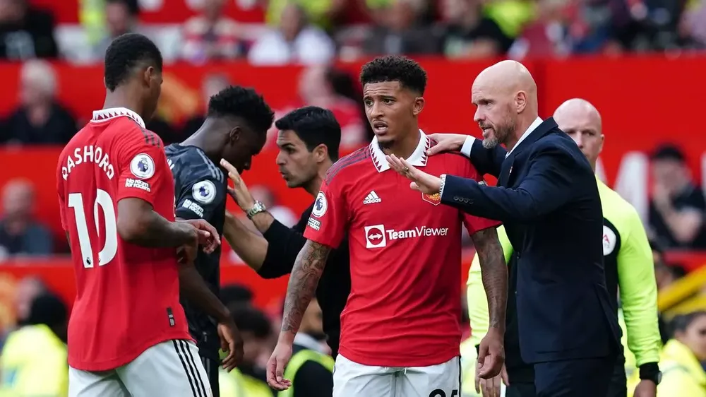 Rashford đã khuyên Sancho xin lỗi Ten Hag để có thể trở lại đội 1 MU. ẢNH: GETTY sancho-rashford-manchester-united.jpg