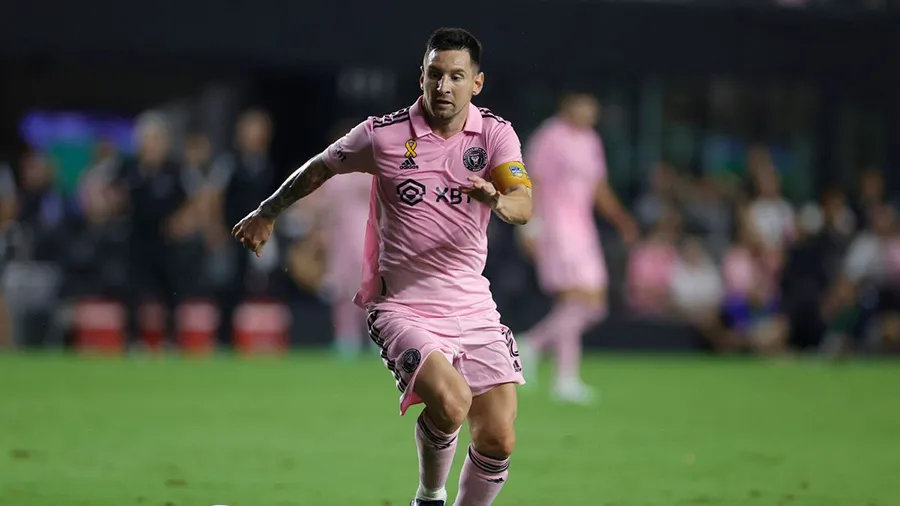 Messi còn hợp đồng với Inter Miami đến năm 2025. ẢNH: GETTY inter-miami-messi.jpeg