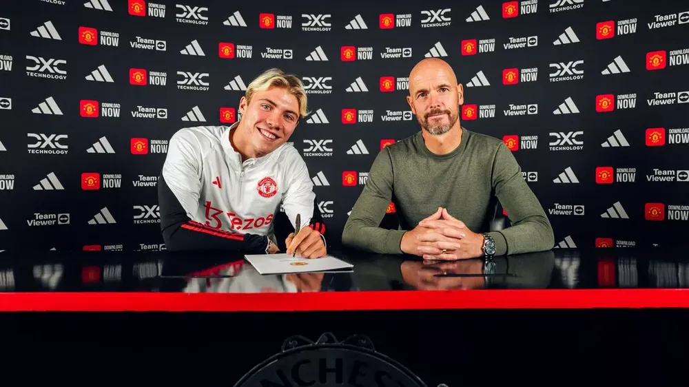Hojlund là bản hợp đồng đắt giá nhất của MU mùa hè năm nay. ẢNH: GETTY manchester-united-rasmus-hojlund.jpg