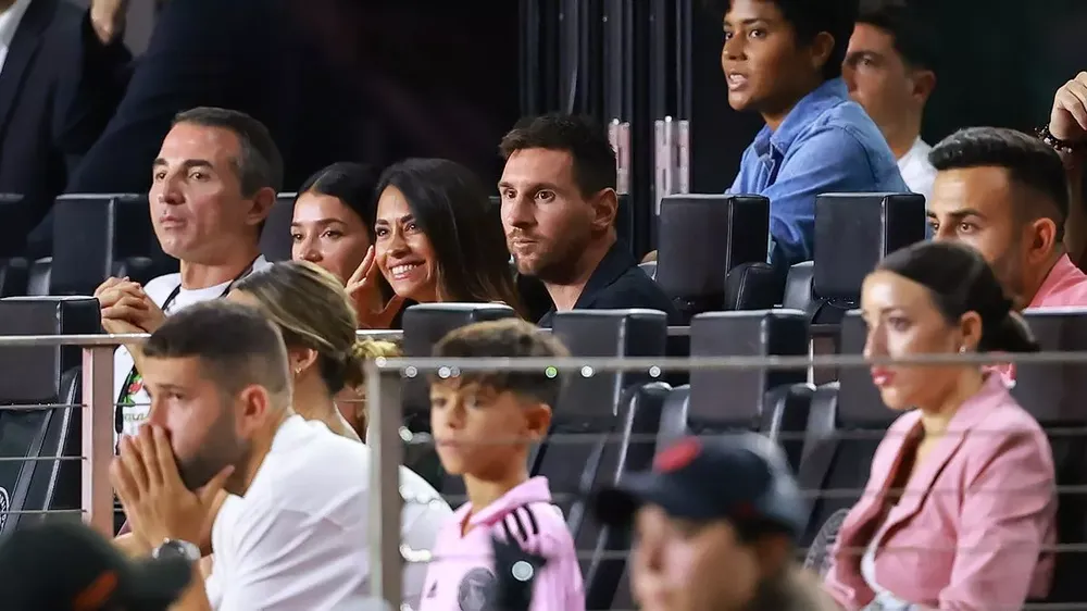 Với Messi, gia đình luôn là trên hết. ẢNH: GETTY messi-inter-miami.jpg