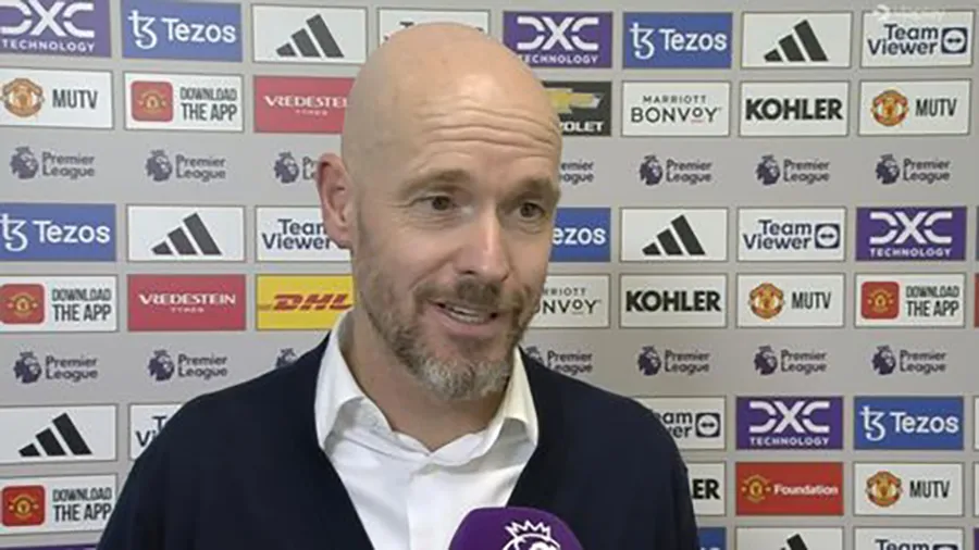 Ten Hag rất vui vì các học trò chiến đấu đến thời khắc cuối cùng. ẢNH: MIRROR manchester-united-ten-hag.jpeg
