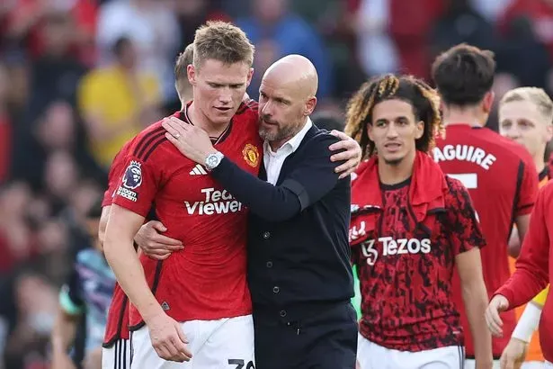 Ten Hag rất chú ý đến việc phát triển các tài năng trẻ tại MU. ẢNH: GETTY manchester-united-erik-ten-hag.jpg