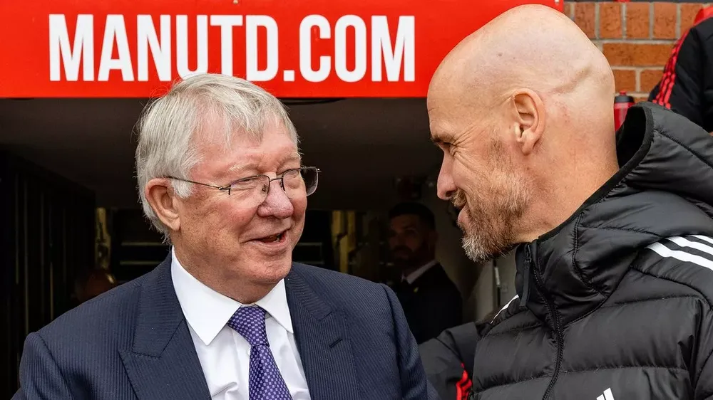 Erik Ten Hag đi theo con đường săn lùng tài năng trẻ ở Nam Mỹ như Sir Alex Ferguson. ẢNH: GETTY ten hag, sir alex ferguson