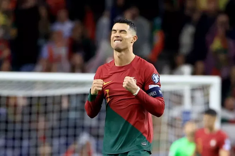 Ở trong tù, Paim xem Ronaldo tập luyện cùng tuyển Bồ Đào Nha. ẢNH: GETTY bo-dao-nha-ronaldo.jpg