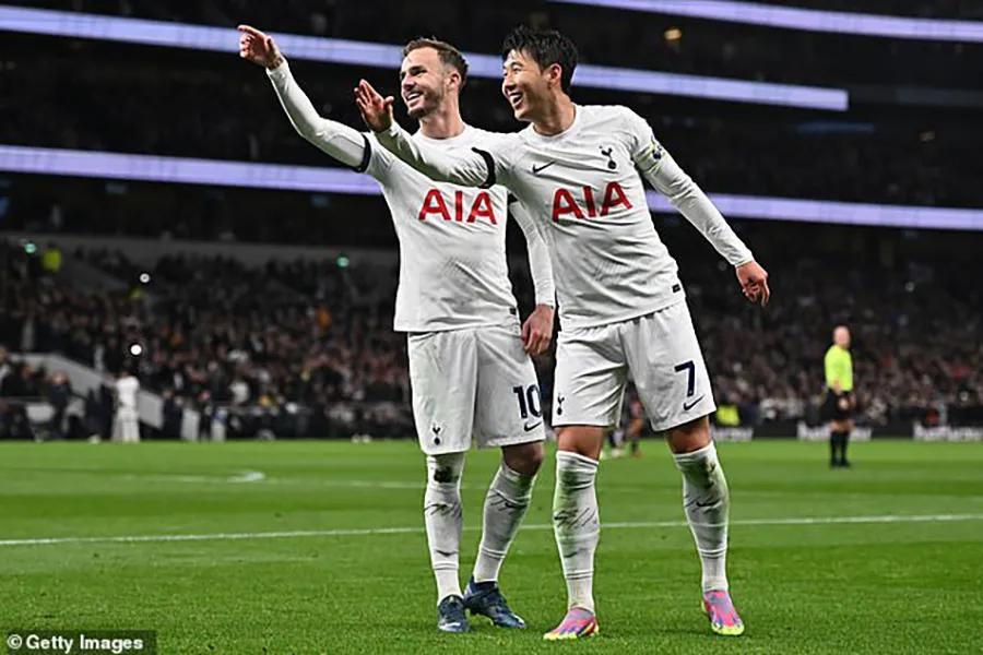 Son Heung-Min và James Maddison ghi hai bàn cho Tottenham. ẢNH: GETTY Maddison-son-heung-min.jpg