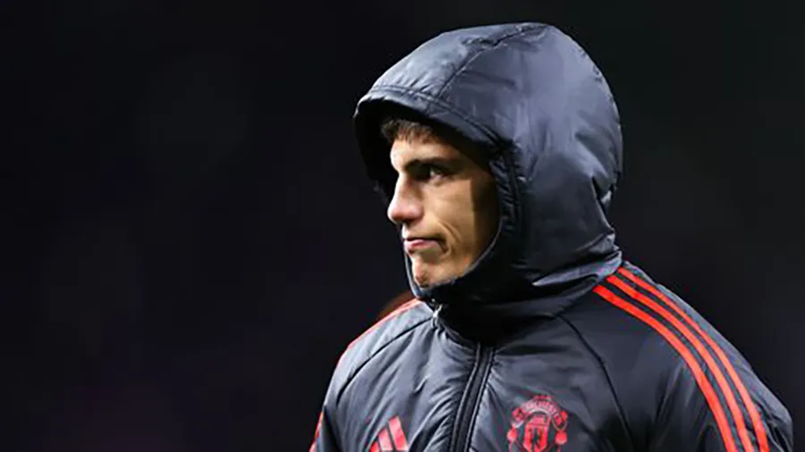 Bất chấp được Onana bảo vệ, Garnacho vẫn đối mặt với án phạt. ẢNH: GETTY garnacho-manchester-united.jpeg