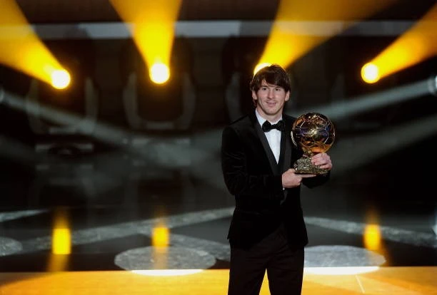 Bỏ qua mọi tranh cãi, Messi tiếp tục giành QBV thứ 2. Ảnh: GETTY lionel-messi.jpg