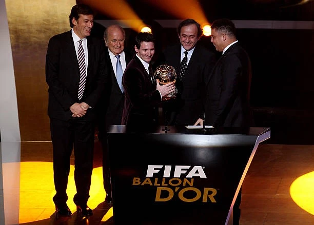 Messi tiếp tục nâng cao số lần giành giải. Ảnh: Getty qua-bong-vang-lionel-messi.jpg