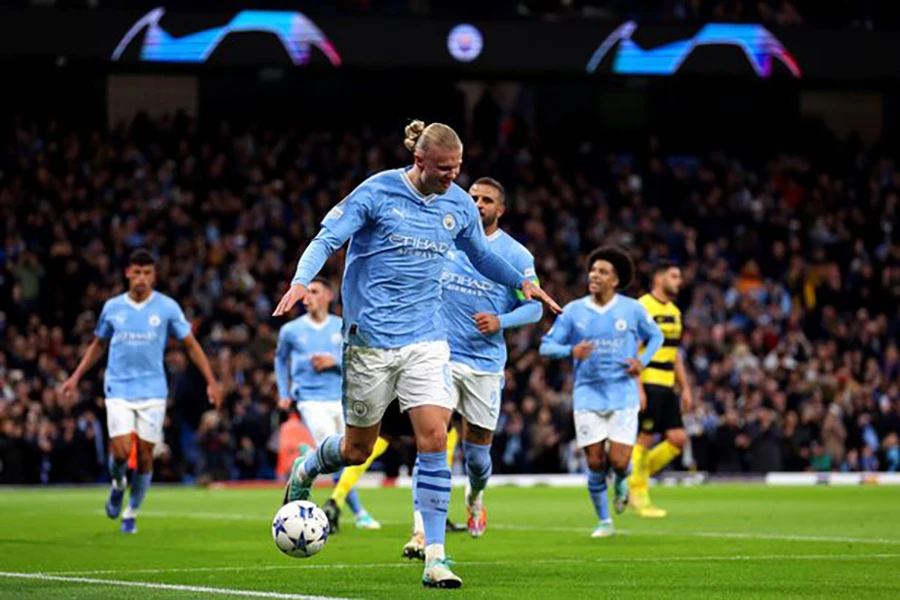 Erling Haaland ăn mừng theo phong cách của Didier Drogba. ẢNH: GETTY haaland-manchester-city.jpeg
