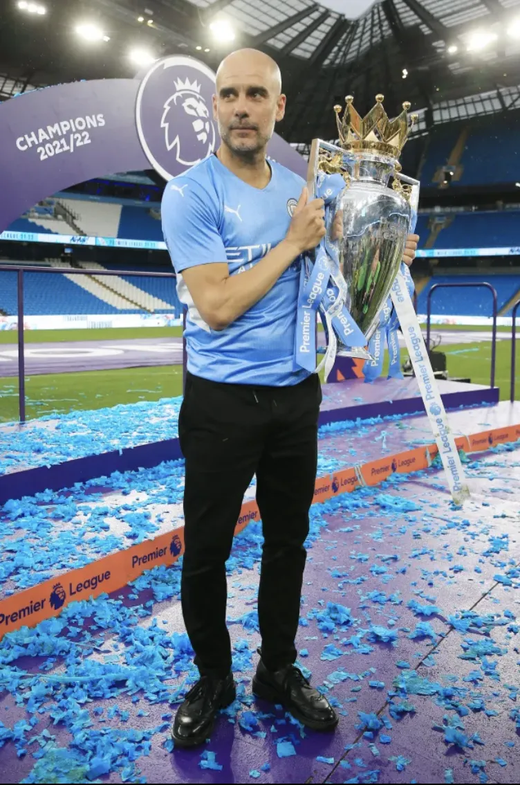 Pep Guardiola tin tưởng Man City sẽ trở thành CLB đầu tiên trong lịch sử 4 lần liên tiếp vô địch Premier League. ẢNH: GETTY pep-guardiola-premier-league.png