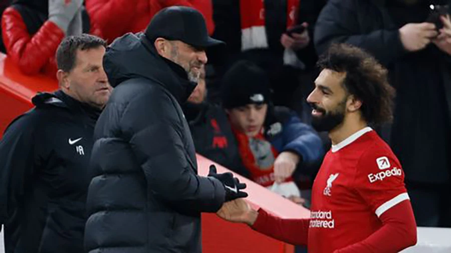 salah-klopp-liverpool-4661-2302.jpeg
