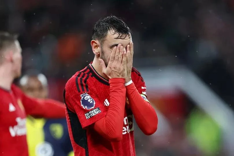 Bruno Fernandes bị chỉ trích vì trò hề 'em bé khóc nhè' | Báo Pháp Luật TP.  Hồ Chí Minh