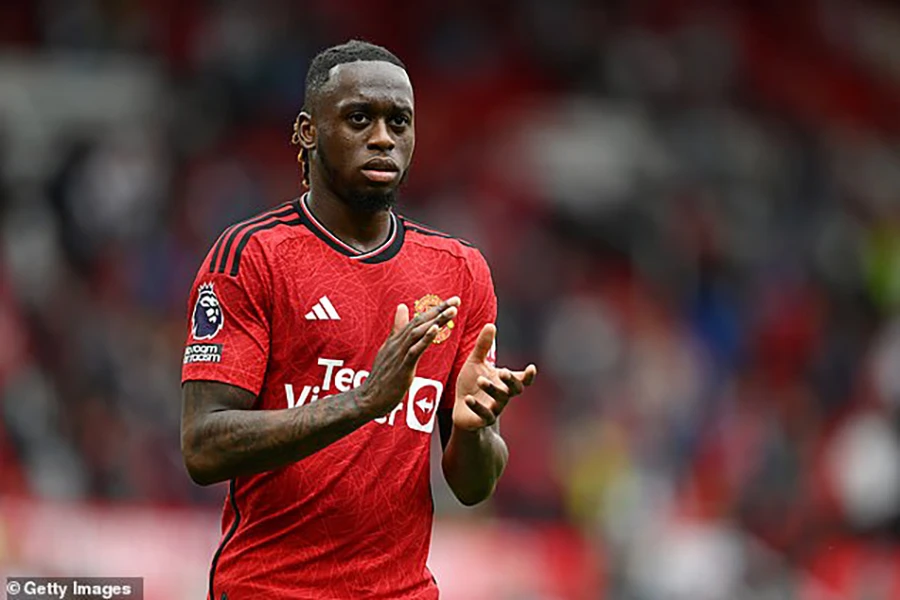 Manchester United muốn giữ Wan-Bissaka ở lại lâu dài và đã kích hoạt điều khoản gia hạn hợp đồng thêm 1 năm. ẢNH: GETTY wan-bissaka-manchester-united-1503.jpg