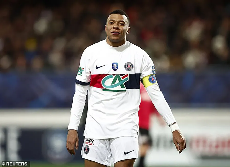 psg-mbappe-1904.jpg