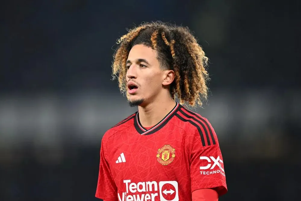 manchester-united-Hannibal-Mejbri.jpg
