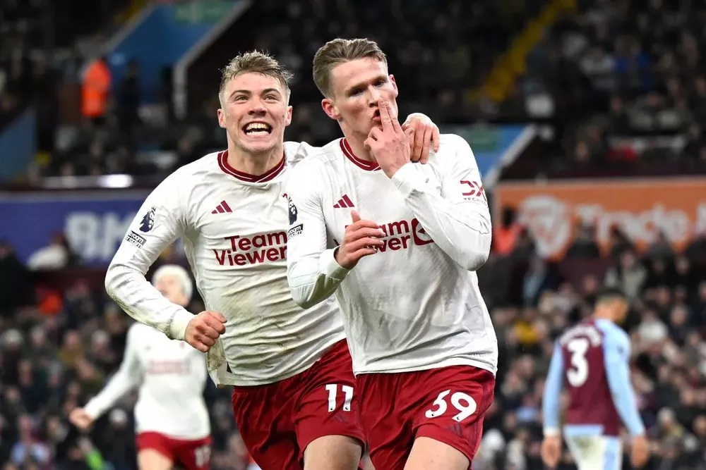 Hojlund và McTominay lập công mang về 3 điểm cho MU. ẢNH: GETTY manchester-united-hojlund-mctominay.jpg