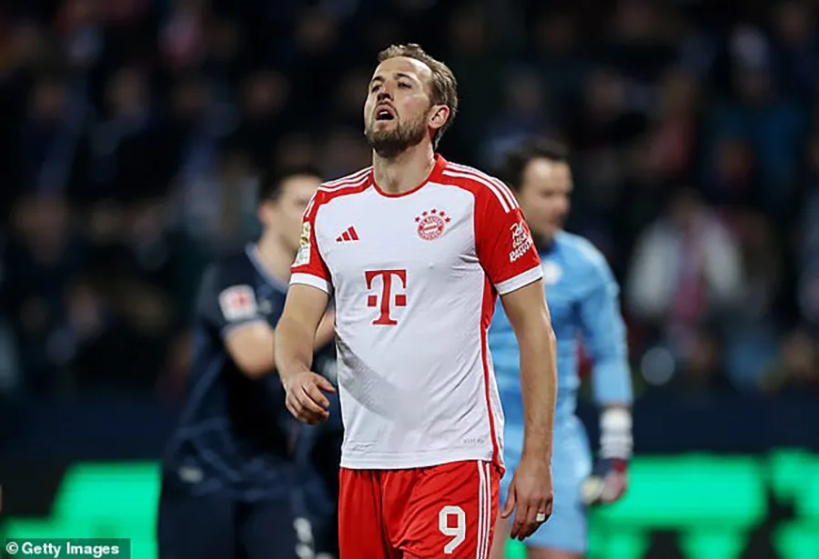 Harry Kane ghi bàn nhưng Bayern Munich vẫn nhận thất bại. ẢNH: GETTY bayern-munich-harry-kane.jpg