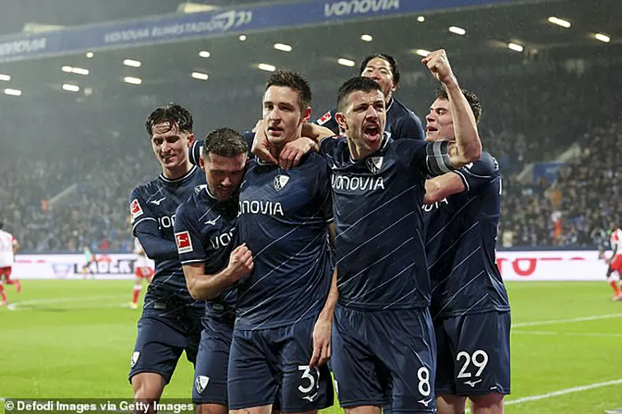 Bochum có chiến thắng gây sốc trước Bayern Munich. ẢNH: GETTY bochum-bayern-munich-bundesliga.jpg
