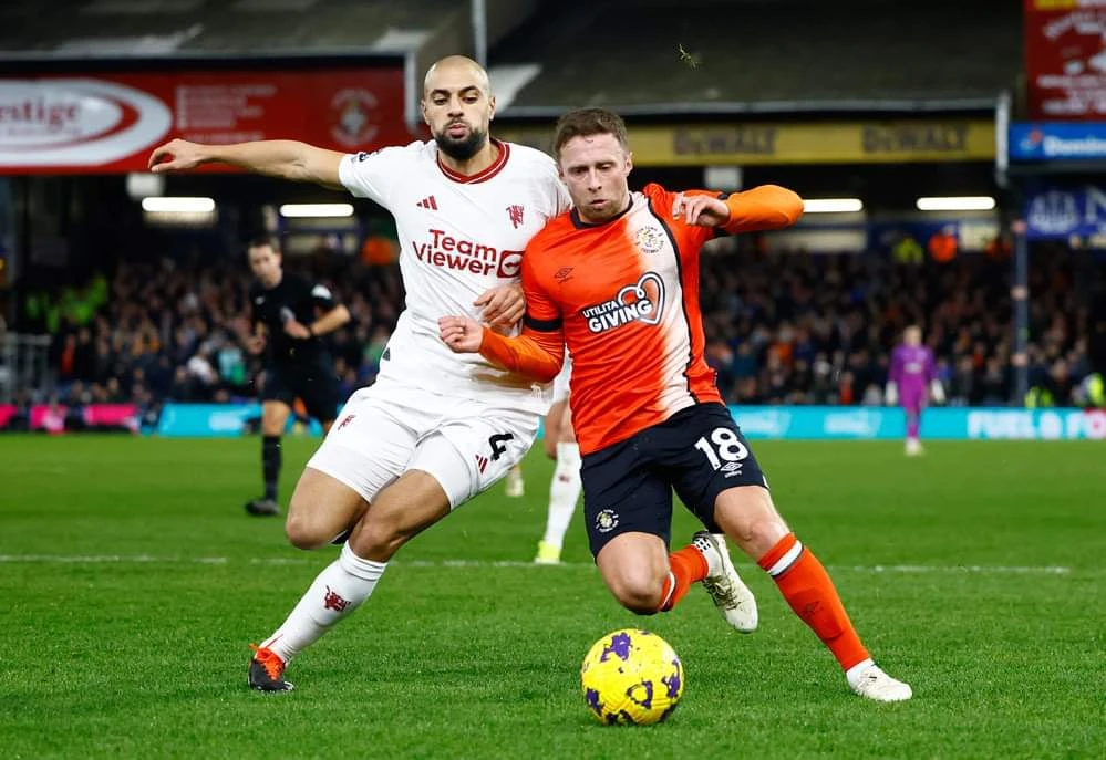 Thua MU, Luton Town đứng trước nguy cơ rơi vào nhóm nguy hiểm. Ảnh: Getty IMG_7807.jpeg