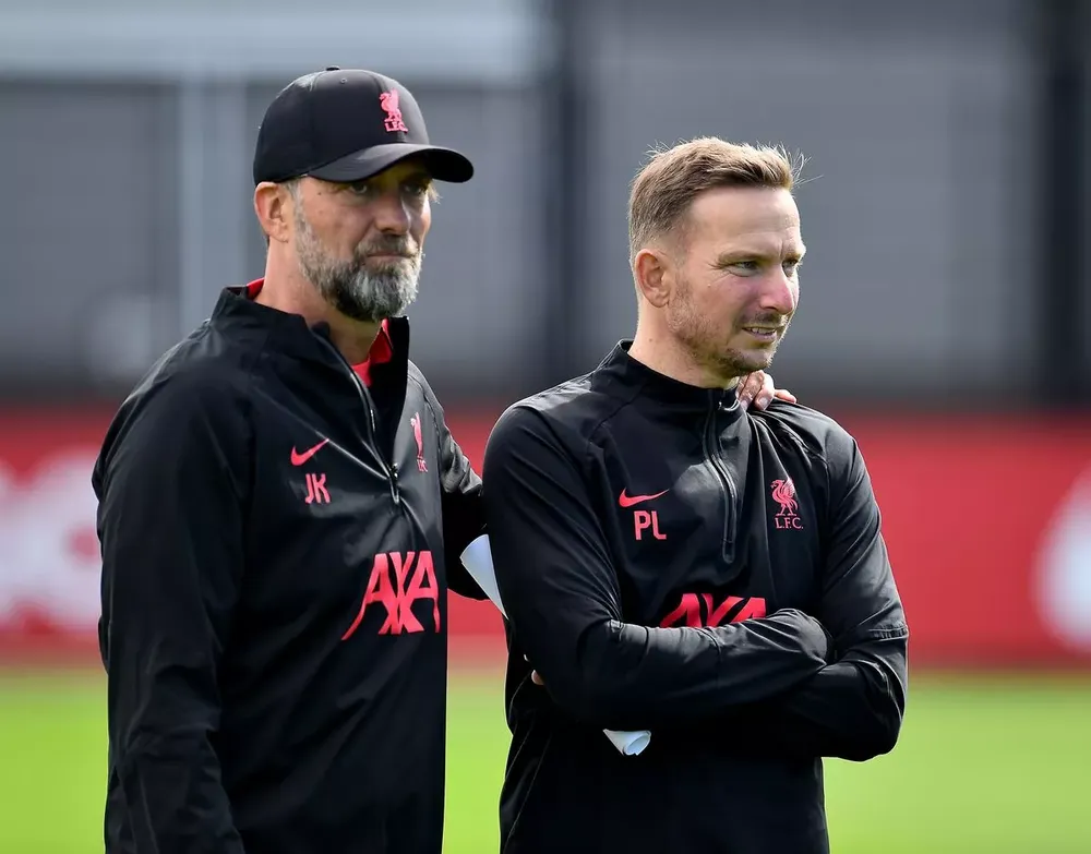 Pep Ljinders nói rằng ông biết trước kế hoạch Jurgen Klopp rời Liverpool nên tiếp nhận sự việc dễ dàng hơn. ẢNH: GETTY liverpool-Pep-Ljinders-jurgen-klopp.jpg
