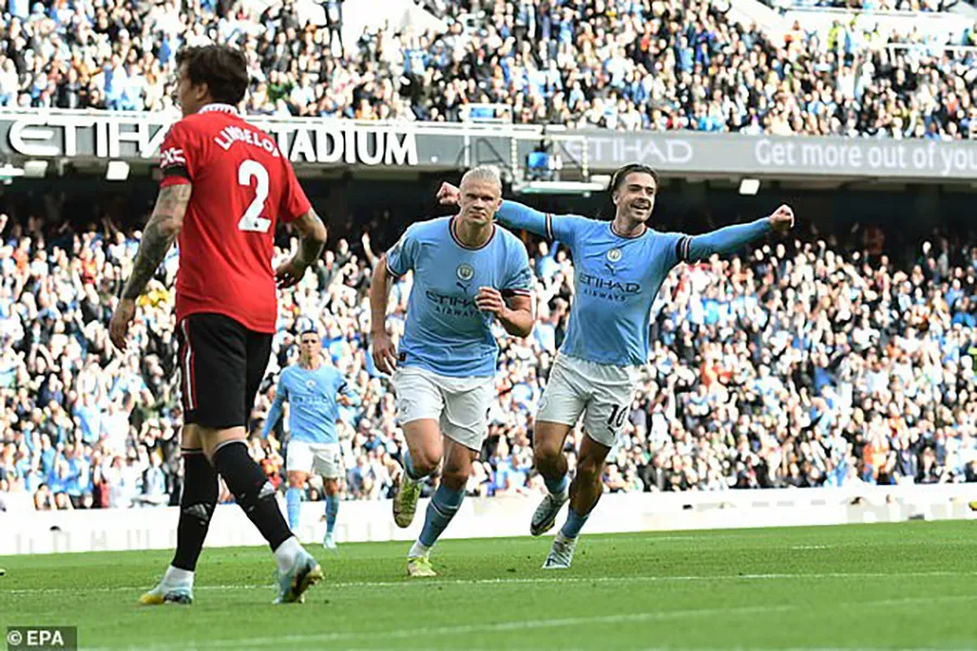 Những năm gần đây, Man City là đội bóng số 1 Manchester và cả nước Anh, còn MU đang rơi vào lụn bại. ẢNH: EPA man-city.jpg