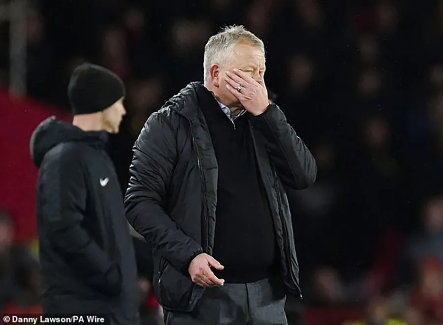 HLV Chris Wilder của Sheffield United thể hiện sự thất vọng. ẢNH: PA sheffield-united-Chris-Wilder.jpg