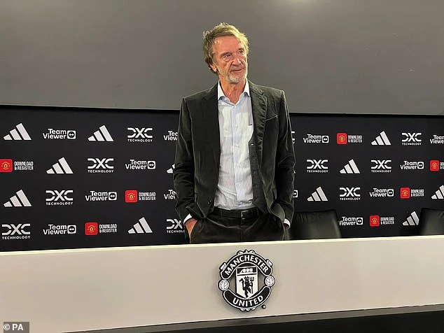 Nhiều cầu thủ MU tin Sir Jim Ratcliffe sẽ sa thải Ten Hag. ẢNH: PA sir-jim-ratcliffe-manchester-united.jpg
