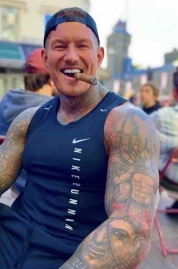 Bobby Power từng là cầu thủ thuộc học viện đào tạo Manchester United. ẢNH: INSTAGRAM mu-Bobby-Power.png