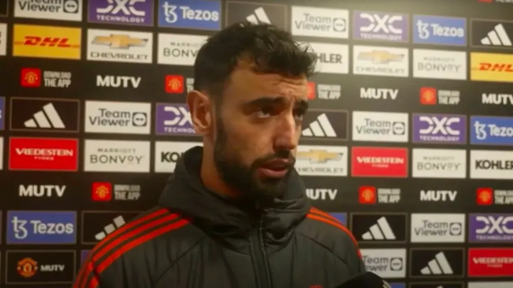 Bruno Fernandes hết lời ca ngợi đồng đội ở tuyển Bồ Đào Nha Joao Neves. ẢNH: MIRROR manchester-united-bruno-fernandes.jpg