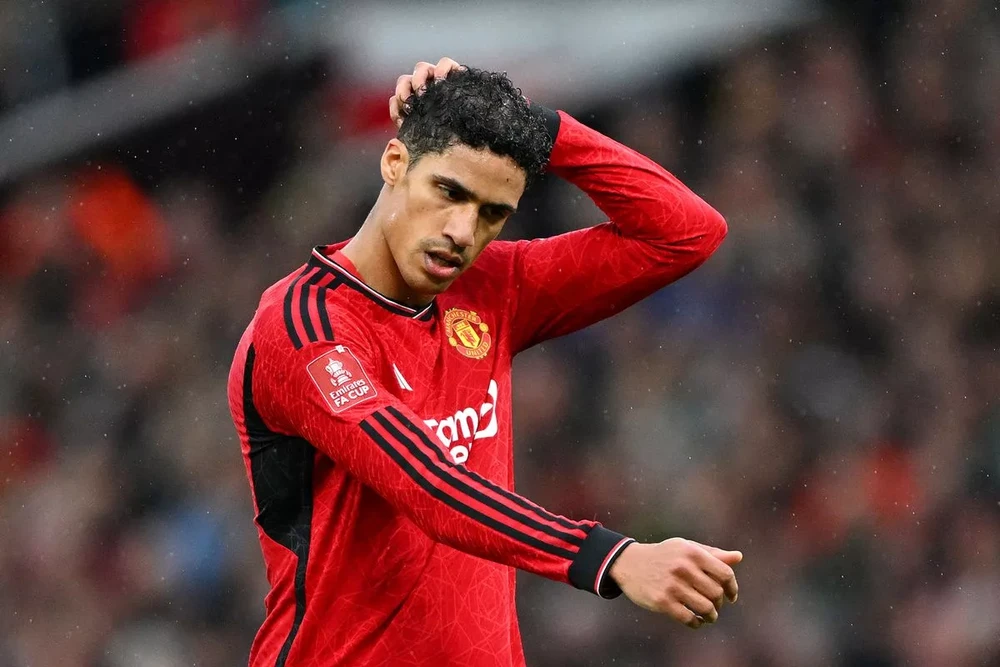 Varane đã trở lại kịp thời. ẢNH: GETTY varane-manchester-united.jpg