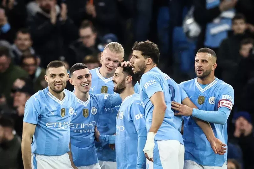 HLV Pep Guardiola xem Bernardo Silva là cầu thủ rất quan trọng trong đội hình Man City. ẢNH: GETTY man city