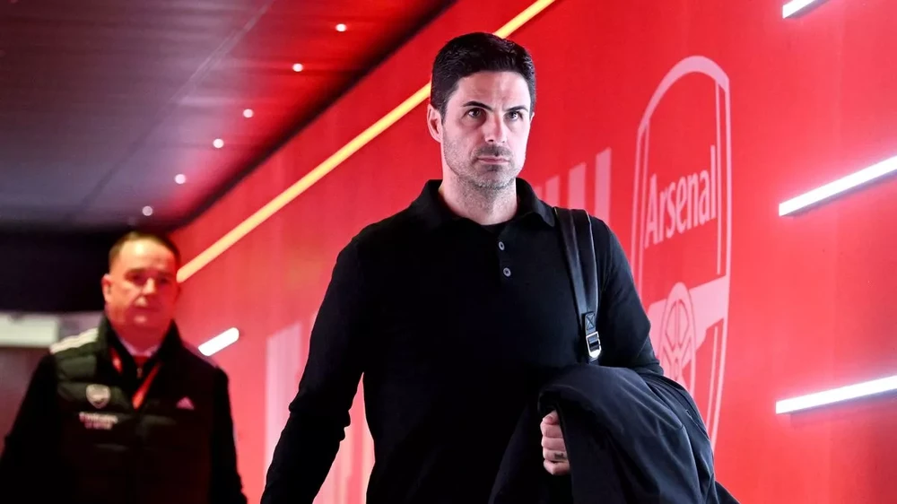 Mikel Arteta hi vọng các cầu thủ Arsenal phát huy tinh thần "bất khả chiến bại" của các tiền bối năm xưa. ẢNH: GETTY arsenal-mikel-arteta.jpg