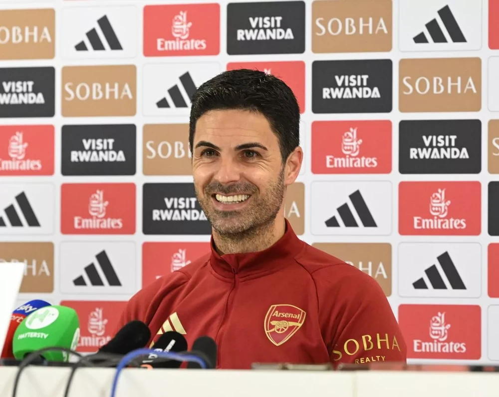 Mikel Arteta có mùa thứ hai liên tiếp dẫn dắt Arsenal tham gia cuộc đua vô địch Premier League. ẢNH: GETTY arteta-arsenal-premier-league.jpg