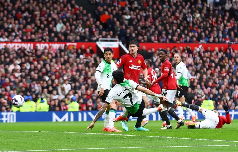 Bàn thắng sớm của Luis Diaz không thể giúp Liverpool có được 3 điểm trọn vẹn. Ảnh: Getty IMG_8592.jpeg