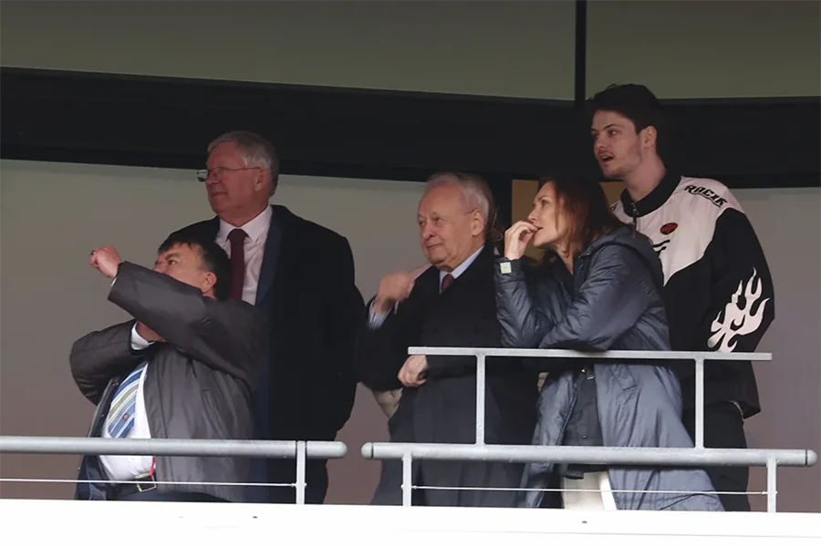 Sir Alex Ferguson có mặt trên khán đài sân Wembley để ủng hộ con trai. ẢNH: GETTY sir alex ferguson