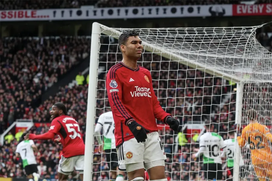 Casemiro nhiều đêm mất ngủ vì nghĩ cách giúp Manchester United vượt qua khó khăn. ẢNH: GETTY manchester united