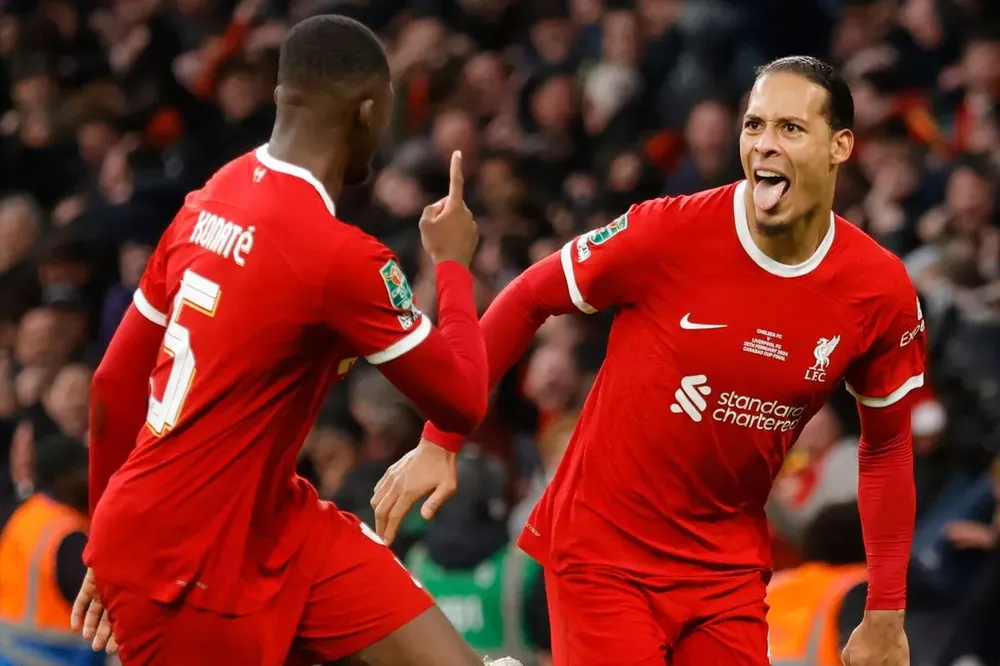 van-dijk-konate-liverpool.jpg