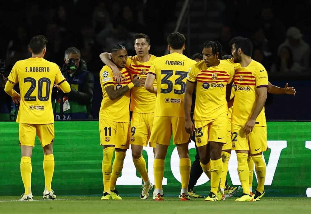 Giành thắng lợi 3-2, Barcelona có lợi thế rất lớn cho trận tứ kết Champions League lượt về. Ảnh: Reuters Giành thắng lợi 3-2, Barcelona có lợi thế rất lớn cho trận tứ kết Champions League lượt về. Ảnh: Reuters