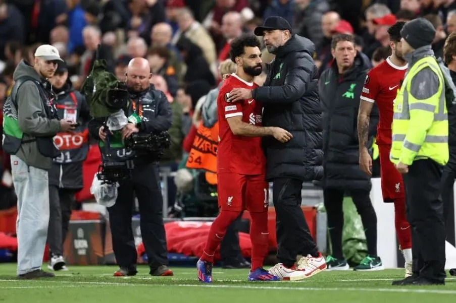 Salah bất lực trong việc giải cứu Liverpool ngay trên sân nhà Anfield. Ảnh: Reuters IMG_8619.jpeg