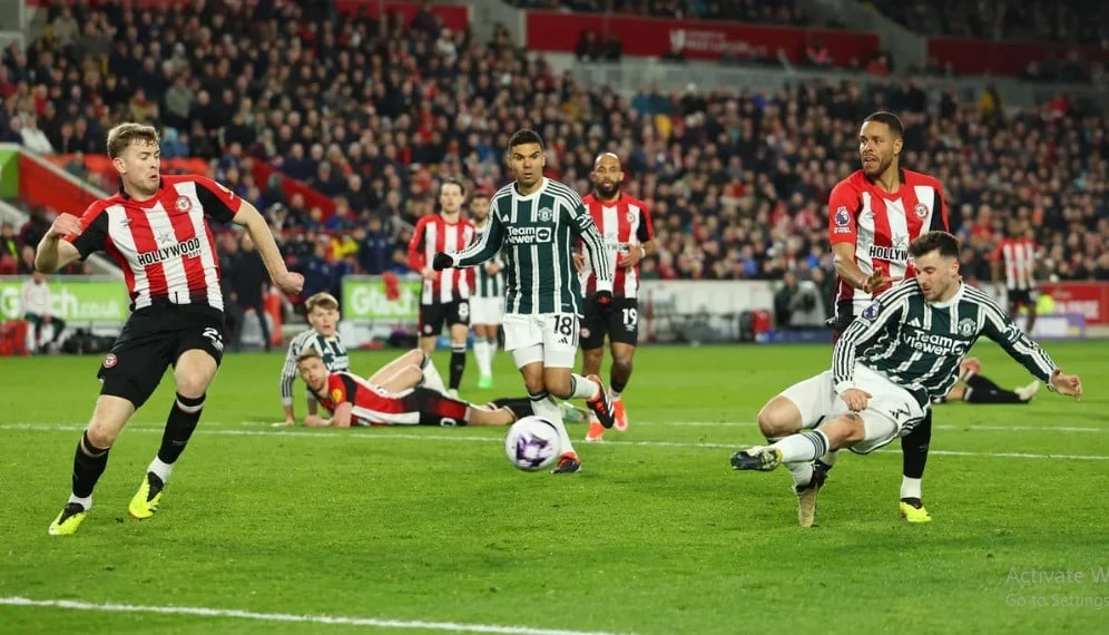 MU cần tránh để mất điểm ở những phút cuối giống như trước Brentford. Ảnh: Getty mu