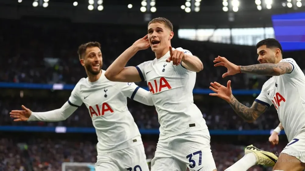 Tottenham đang có phong độ ổn định khi nhiều trụ cột đã trở lại sau chấn thương. Ảnh: Getty premier-league-tottenham.jpeg