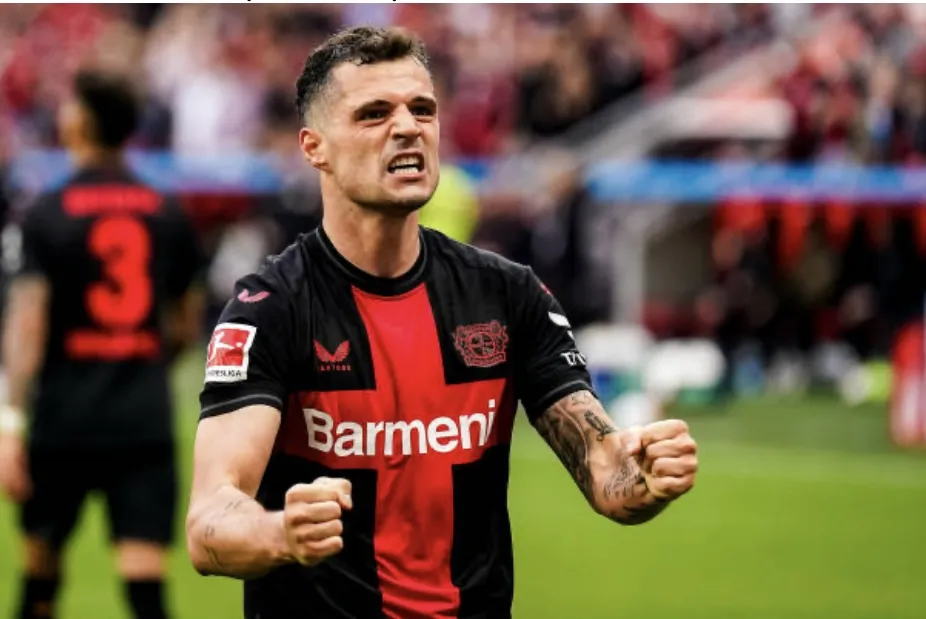 Xhaka ăn mừng sau bàn nhân đôi cách biệt. Ảnh: GETTY IMG_8646.jpeg