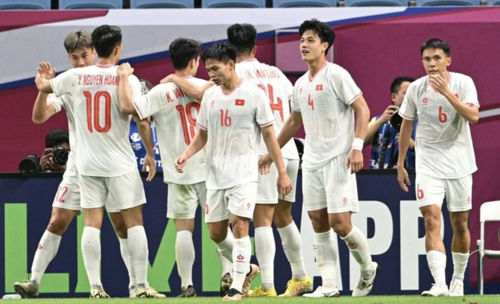 U-23 Việt Nam khởi đầu suôn sẻ ở giải U-23 châu Á bằng trận thắng Kuwait 3-1. ẢNH: AFC u-23-viet-nam-hoang-anh-tuan.png